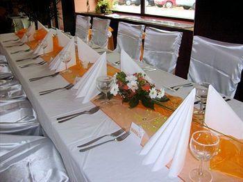 Parkhotel Terezin Luaran gambar